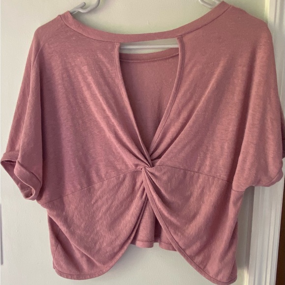 Aeropostale crop top, medium, open back - Picture 2 of 3